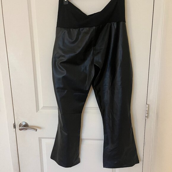 Hatch Maternity Vegan Stretch Leather Crop Flare Black sz L - Picture 5 of 5